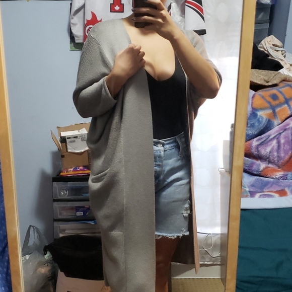 The Group Babaton Cardigan - Picture 4 of 4